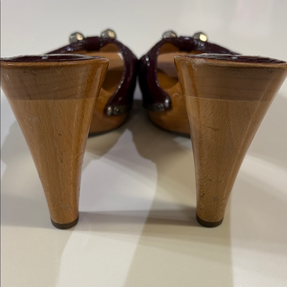 Marc Jacobs Wood Burgundy Mules with Bow Accent-Y2K - Picture 10 of 10